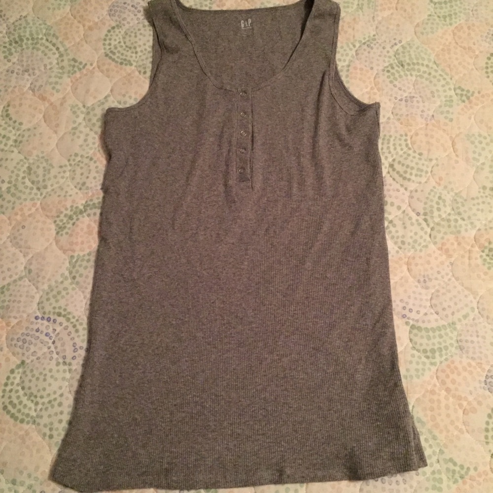 Gap maternity and nursing tank top nwot large